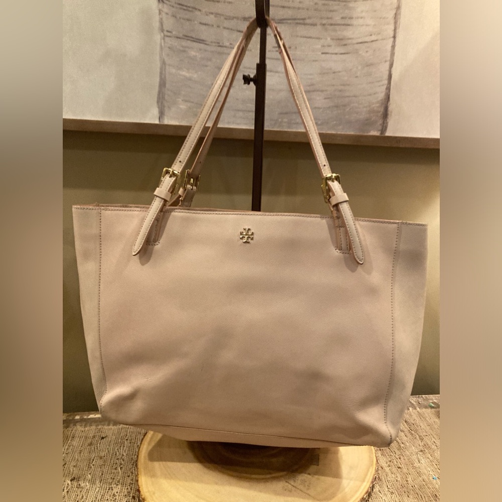 Tory Burch York Buckle Saffino Leather Tote‎ Bag - Blush Pink